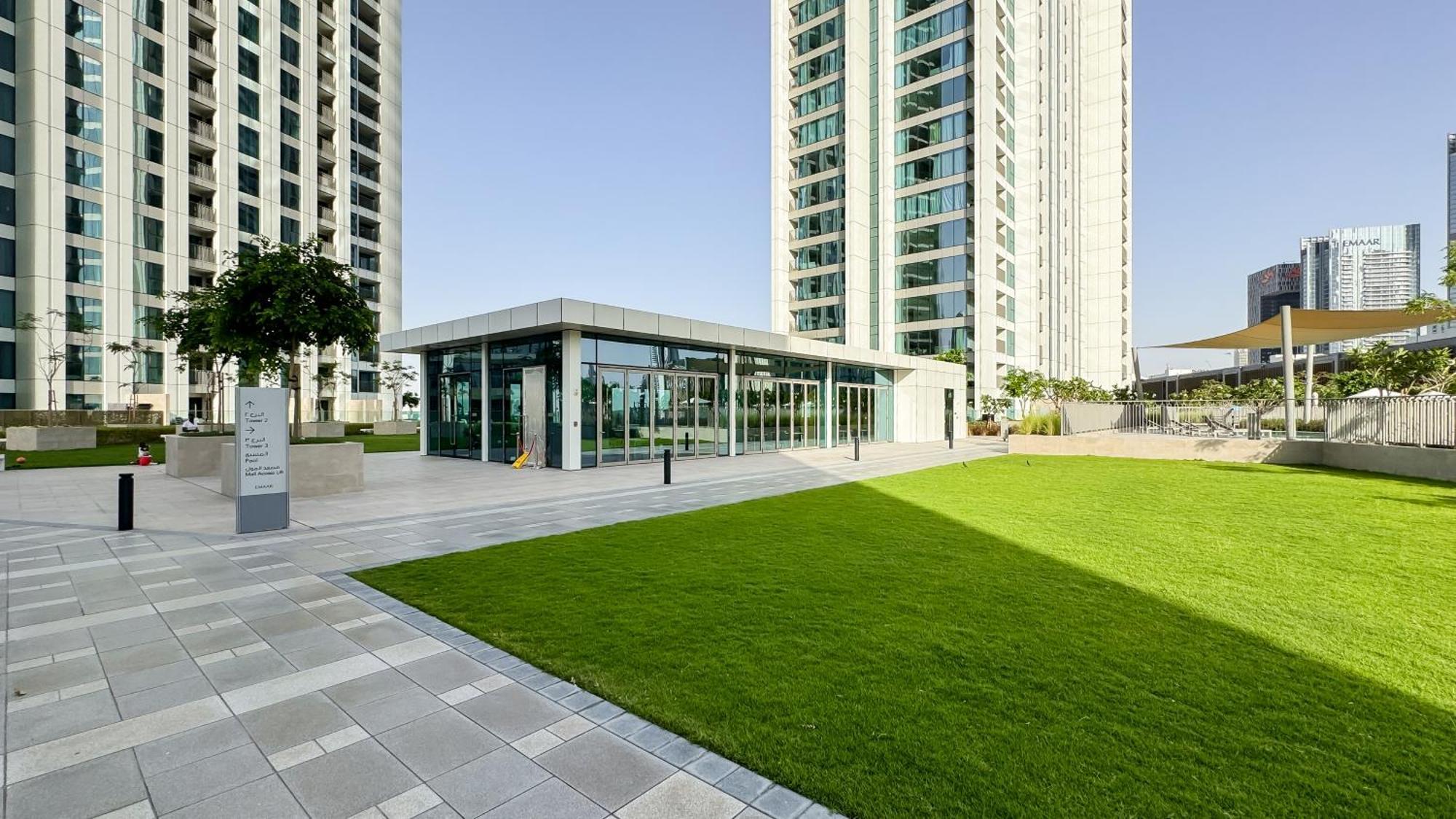Gorgeous 3br With Burj Khalifa & Fountain View Apartment Dubai
