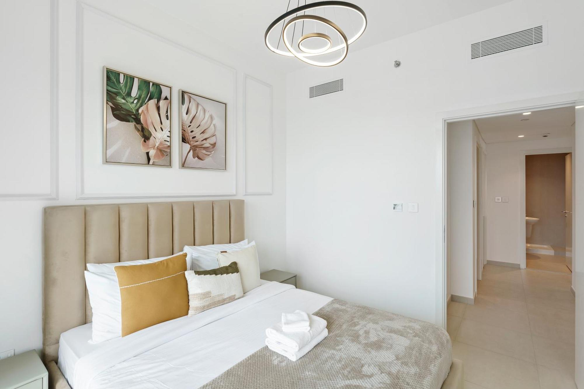 Gorgeous 3br With Burj Khalifa & Fountain View * Dubai