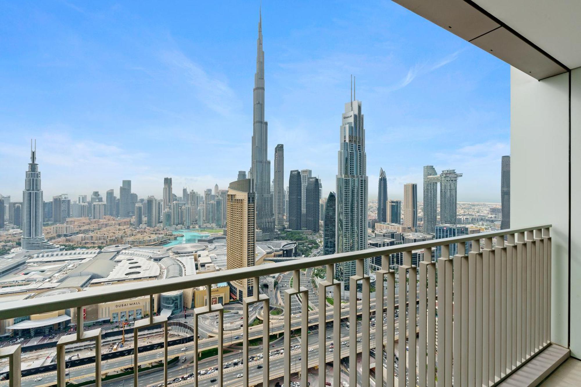 Gorgeous 3br With Burj Khalifa & Fountain View