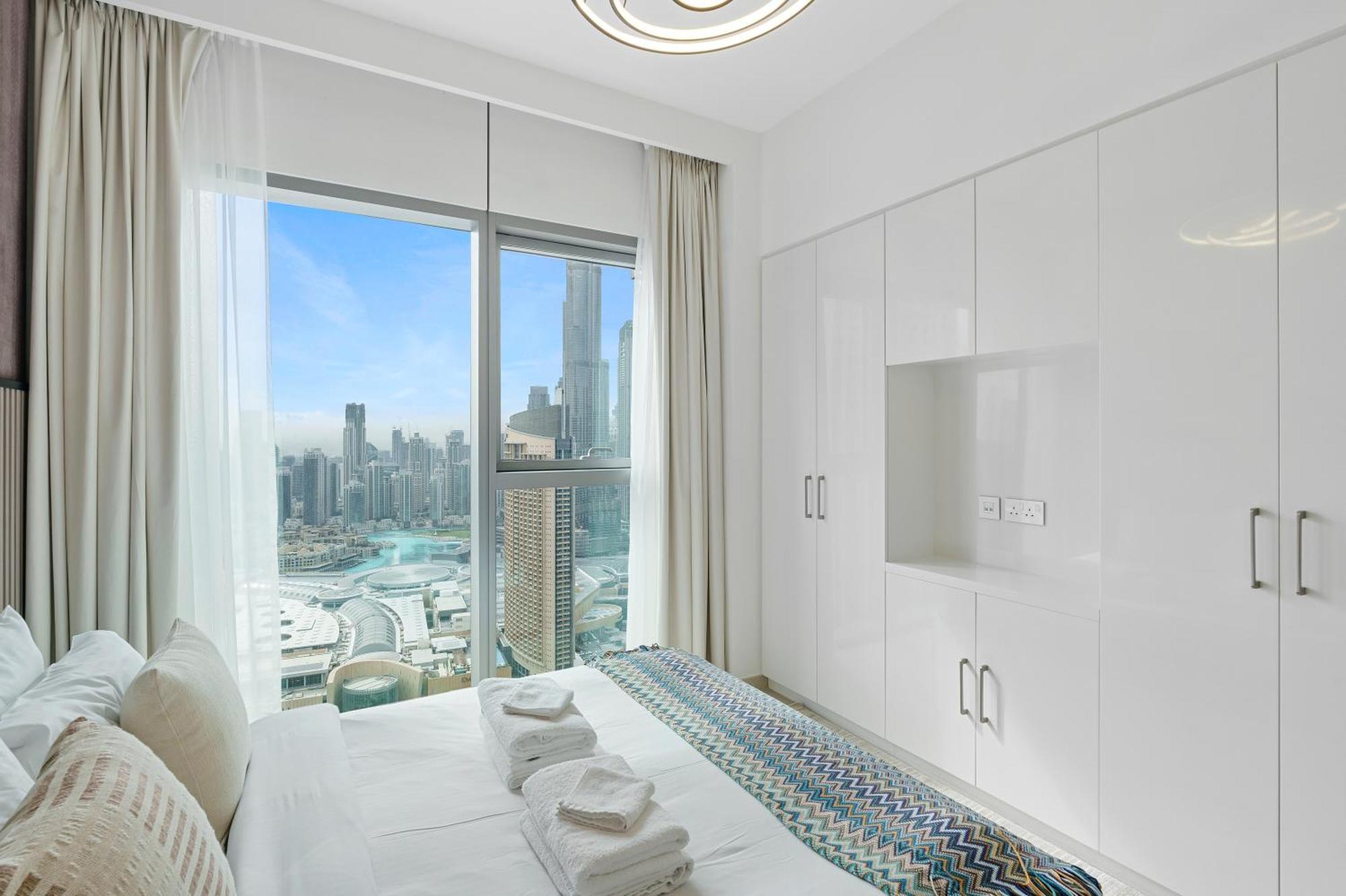 Apartment Gorgeous 3br With Burj Khalifa & Fountain View *