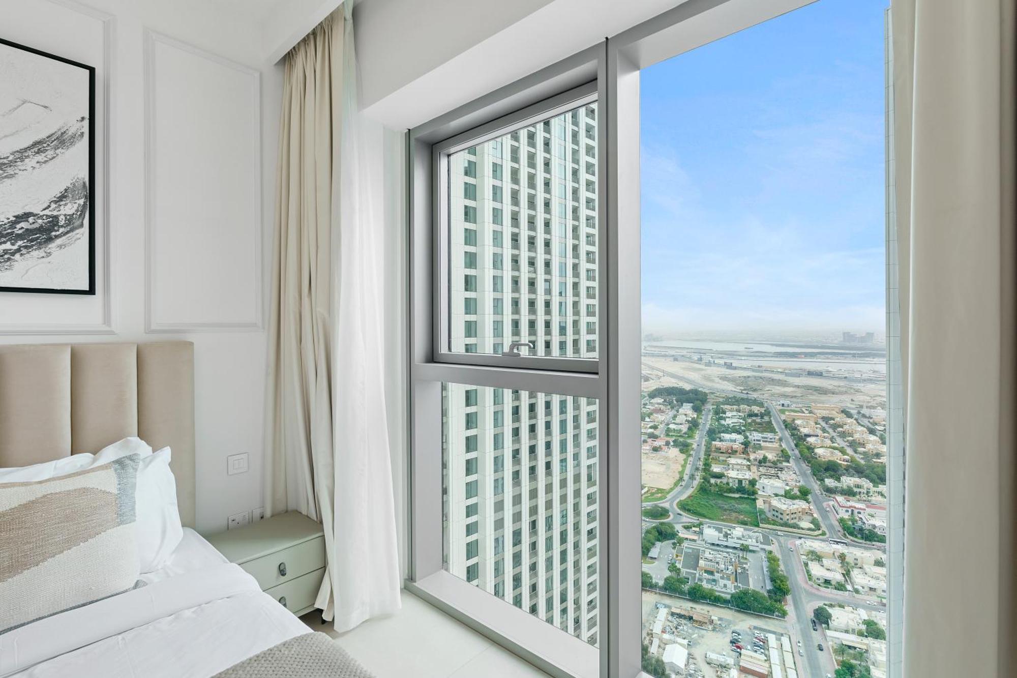 Gorgeous 3br With Burj Khalifa & Fountain View Dubai