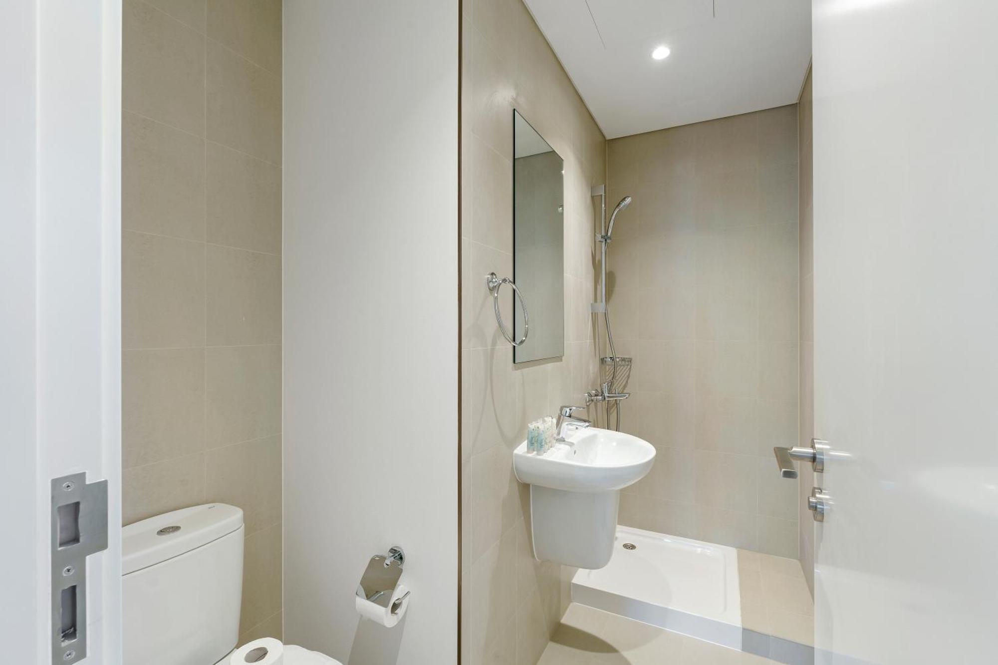 Gorgeous 3br With Burj Khalifa & Fountain View Apartment *